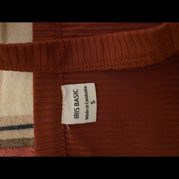 Top - Picture 3 of 3